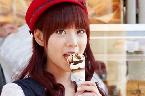 Gimme dat, gimme dat ice cream.~