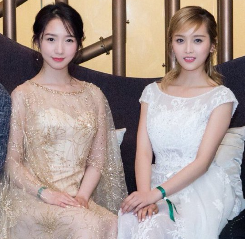 Lesbian Chinese billionaires' Mei Qi & Xuan Yi of WJSN are on Chin...