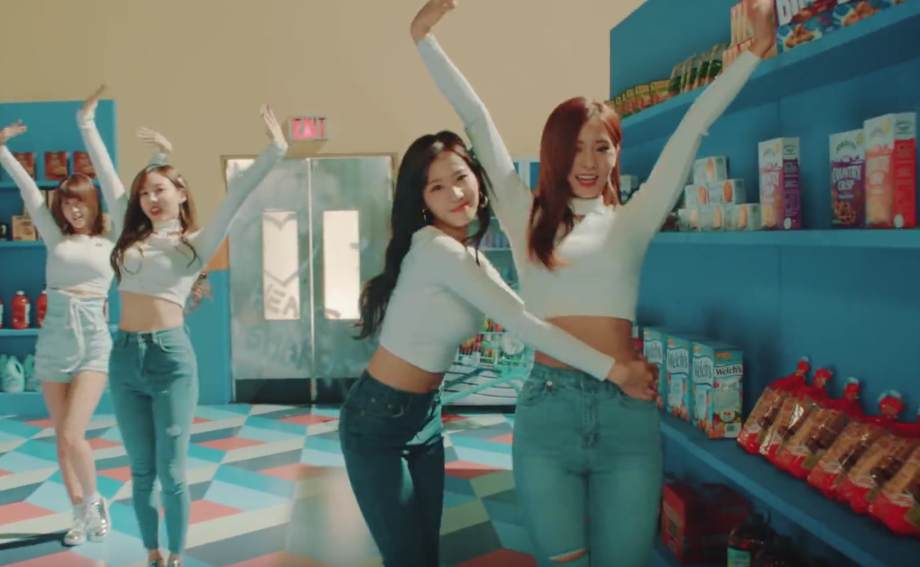 Twice S Heart Shaker Asks Whether Sana S Gay And Gets Will Smith Dancing Asian Junkie