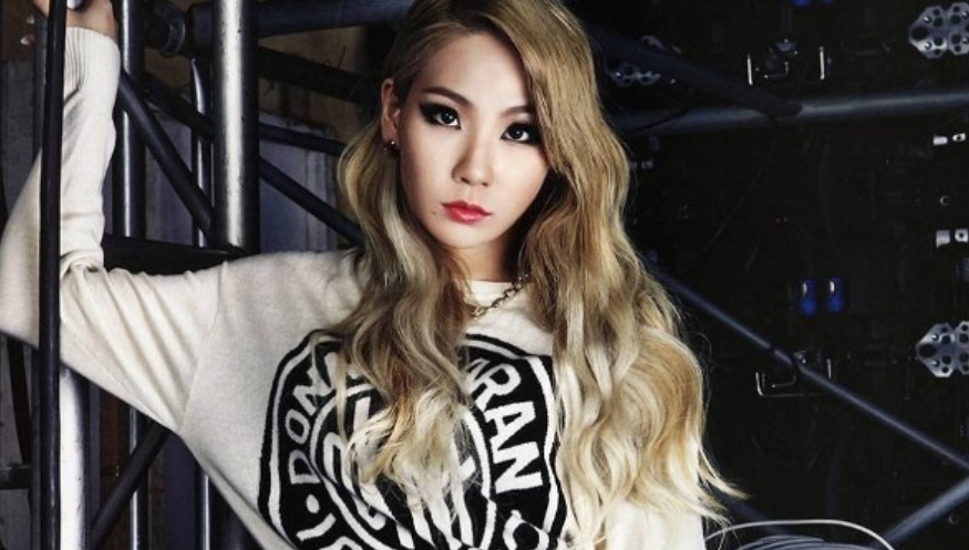 Cl Comments What About Me Asks For A Text Back On Yg S