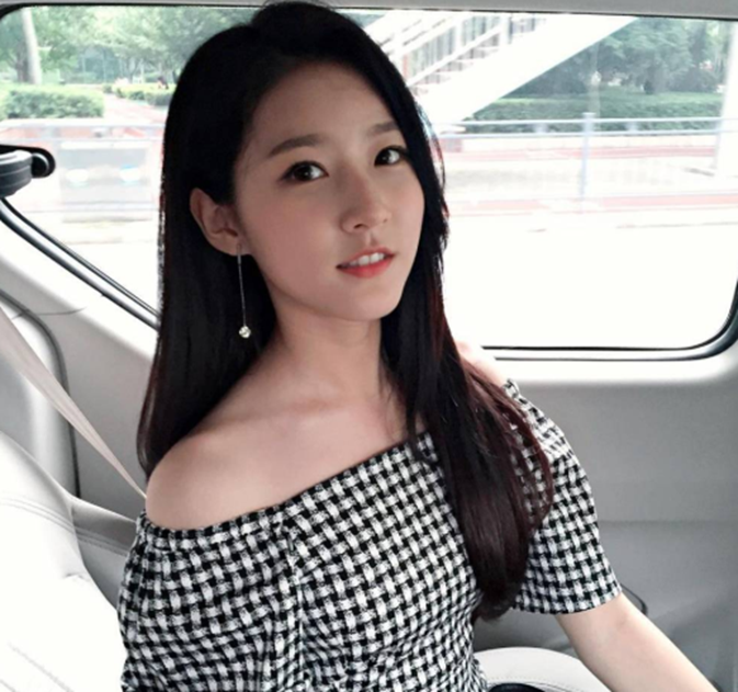 [Update] Actress Kim Sae Ron being investigated for DUI after she crashes car into transformer & knocks out power + video released