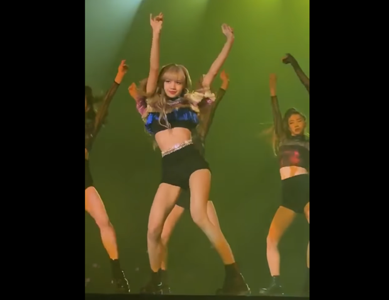 Lisa swalla. лиса танец соло. Blackpink lisa swalla dance. Lisa swalla. лиса swalla.