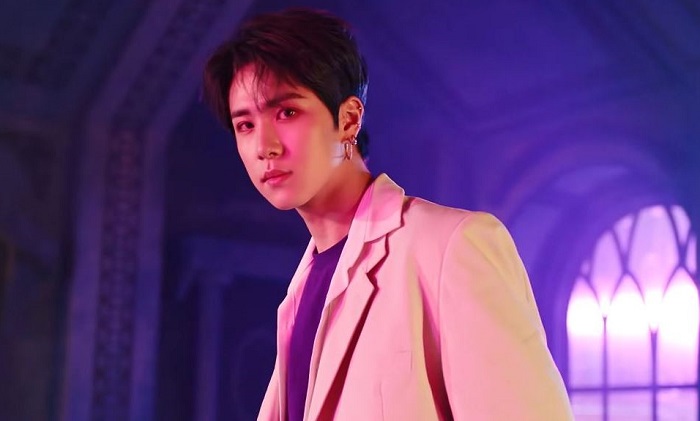 [Review] Kim Donghan leans into his Taemin fanboy on convincing ...