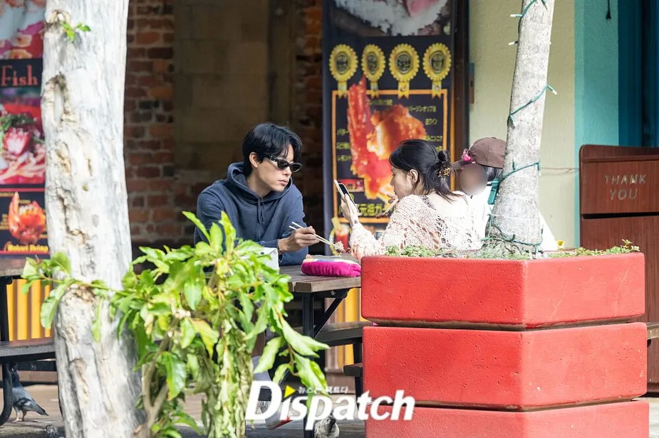 Dispatch potwierdza mniej chaotyczny harmonogram dramatu relacji pomiędzy Han So Hee, Ryu Jun Yeol i Hyeri, który jest na swój sposób ekscytujący.