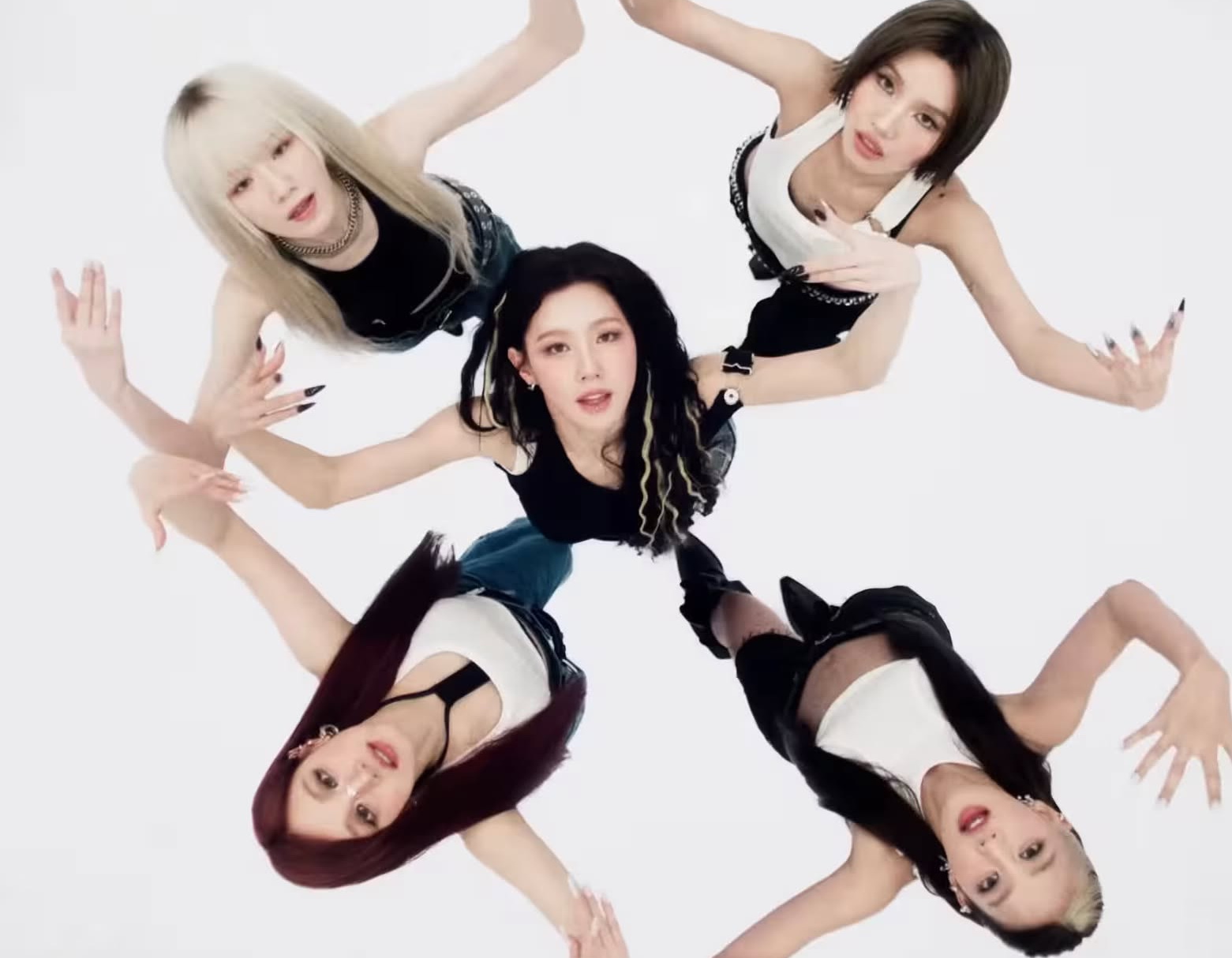 Rundown: Mr.Children, STARGLOW, YOUNG POSSE, I-DLE, WHIB